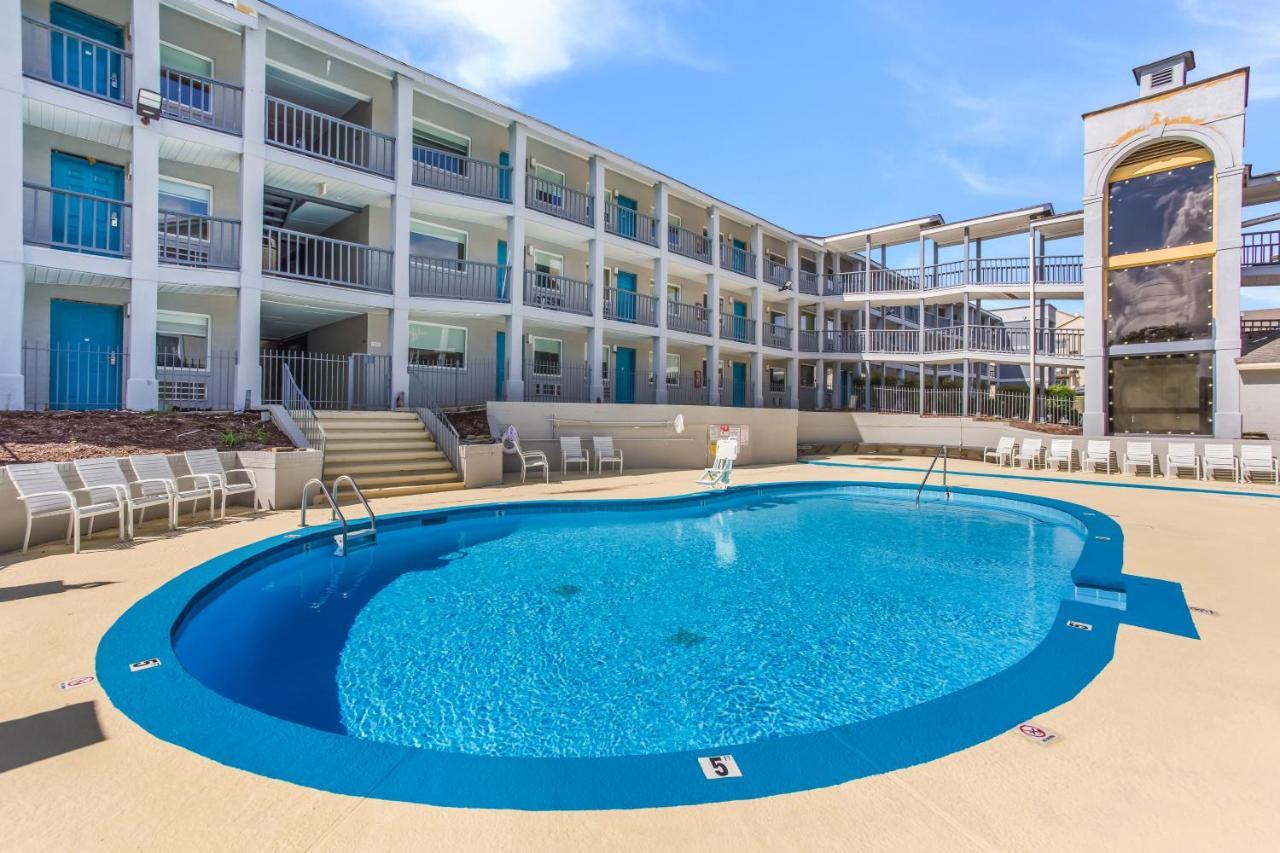 Red Lion Inn & Suites Nashville Airport Exterior foto