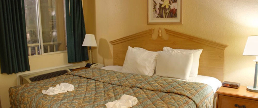 Red Lion Inn & Suites Nashville Airport Exterior foto