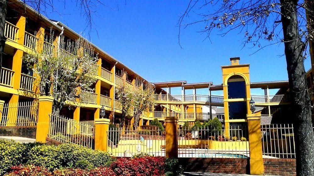 Red Lion Inn & Suites Nashville Airport Exterior foto